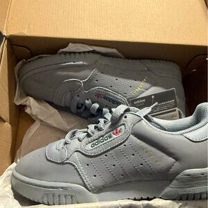 Yeezy Light Gray Sneakers